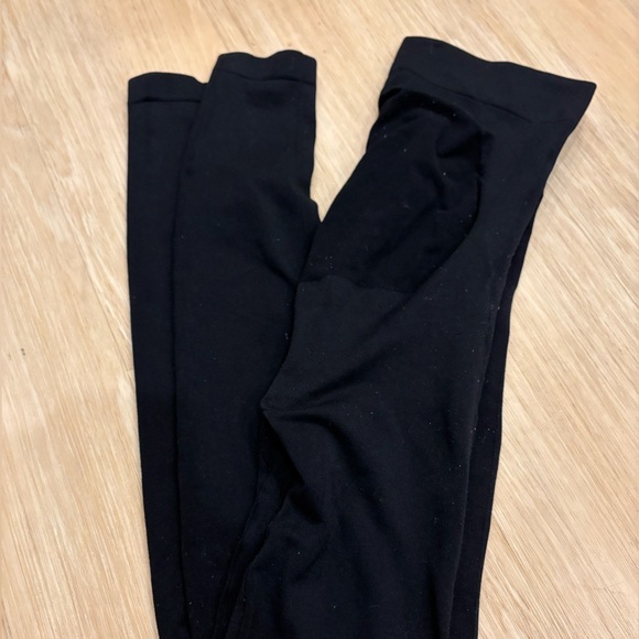 Knix small maternity leggings - Picture 2 of 3